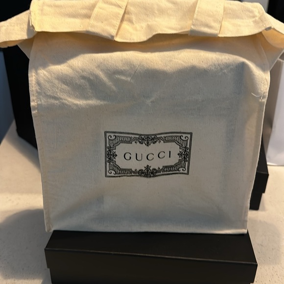 GUCCI AUTHENTIC / Calfskin Matelasse Super Mini GG Marmont Shoulder Bag Black - Picture 8 of 9